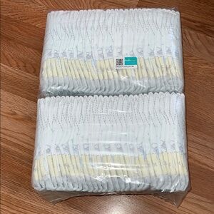 Baby Printed Pampers Diapers 60 Count Size 2